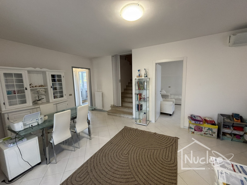 Sogni una casa che unisca la praticità di avere il centro storico di Monselice a portata di mano,...