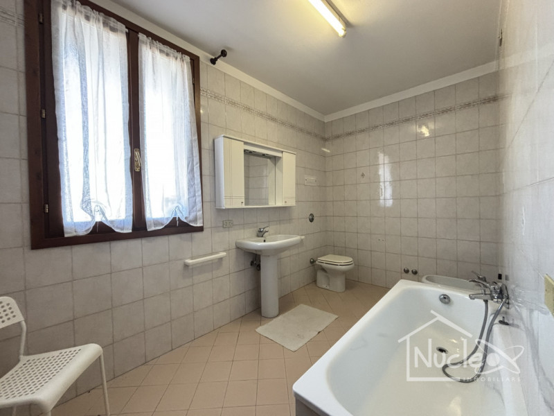 Sogni una casa che unisca la praticità di avere il centro storico di Monselice a portata di mano,...