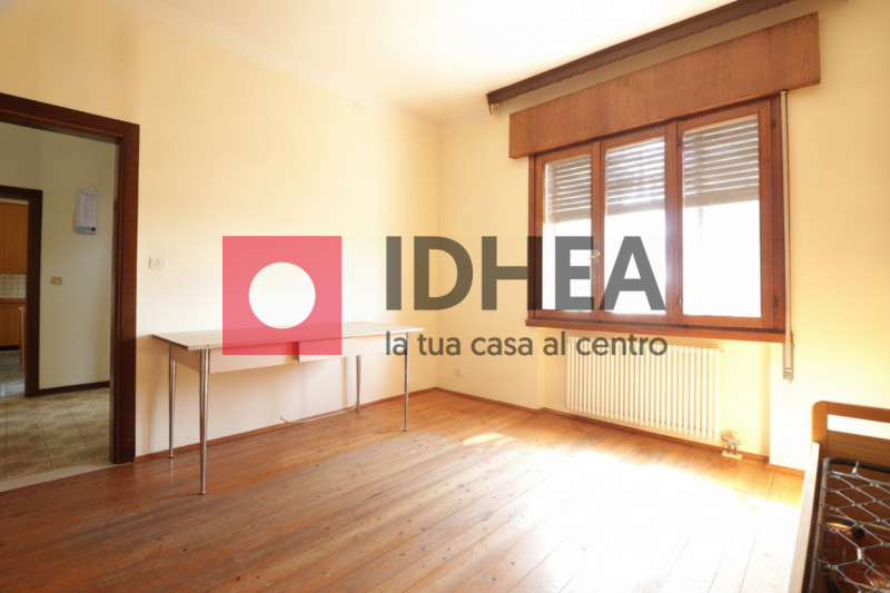 CASA SINGOLA CON GIARDINO A POSTIOMA - RIF. "AVP2"

L'agenzia immobiliare idhea ha il piacere di ...