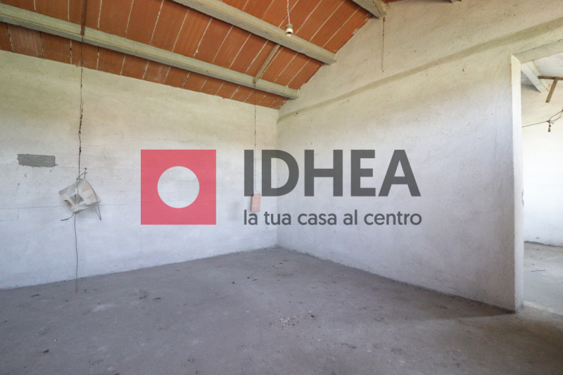 CASA SINGOLA CON GIARDINO A POSTIOMA - RIF. "AVP2"

L'agenzia immobiliare idhea ha il piacere di ...