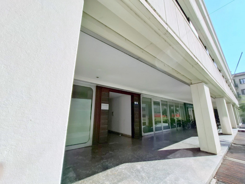 APPARTAMENTO ARREDATO IN CENTRO - CORSO MILANO € 1.000 MENSILI 

Se desideri vivere nel cuore pul...