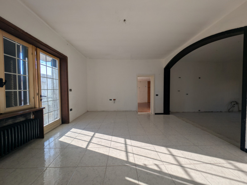 SCHIO MAGRE' - APPARTAMENTO INDIPENDENTE CON GIARDINO - € 94.000


Trattativa Unica Immobiliare, ...