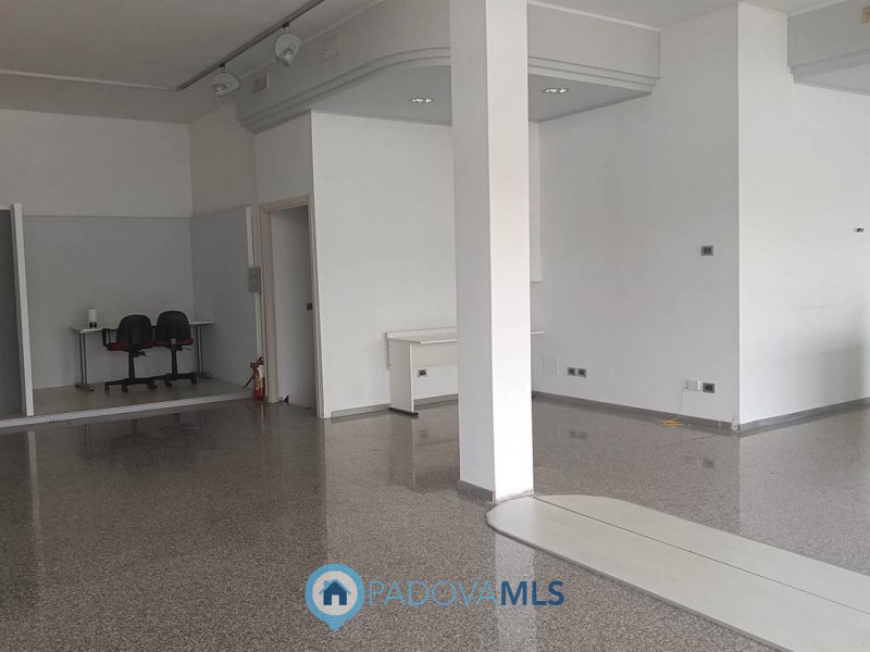 Immobile in esclusiva al Gruppo Padova MLS
In una zona facilmente raggiungibile e con facilità di...