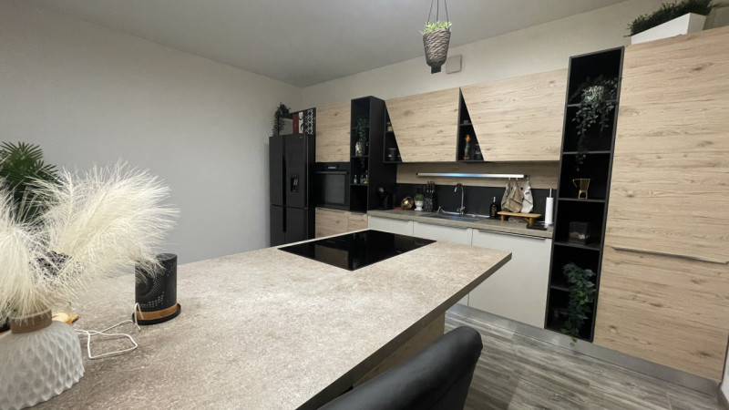 PALTANA: CLASSE ENERGETICA E EPgl,nren 149,10 KWh/mq anno. 
Appartamento al piano rialzato, comod...