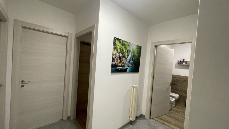 PALTANA: CLASSE ENERGETICA E EPgl,nren 149,10 KWh/mq anno. 
Appartamento al piano rialzato, comod...