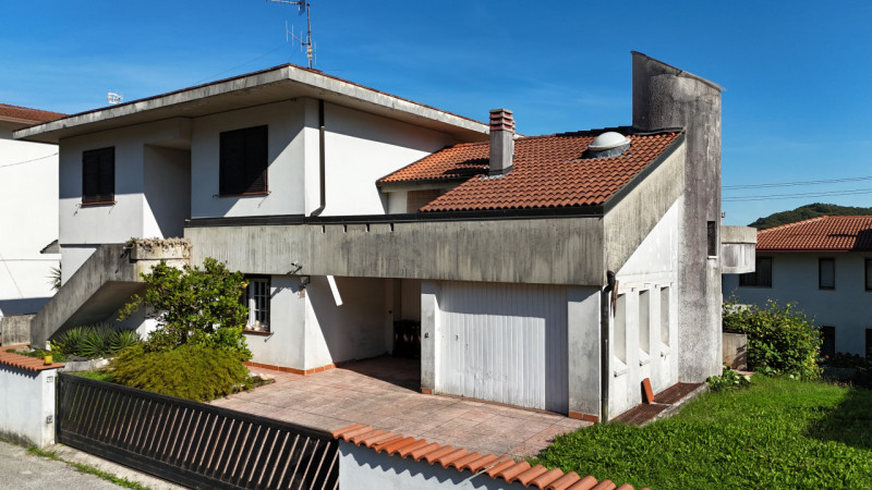 SCHIO MAGRE' - APPARTAMENTO INDIPENDENTE CON GIARDINO - € 115.000


Trattativa Unica Immobiliare,...