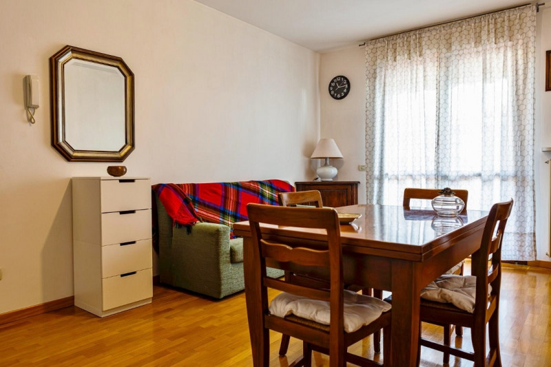 VICENZA - ZONA DI POLEGGE: AMPIO MINI AL PIANO PRIMO, COMPLETAMENTE ARREDATO E CON GARAGE - RIF. ...