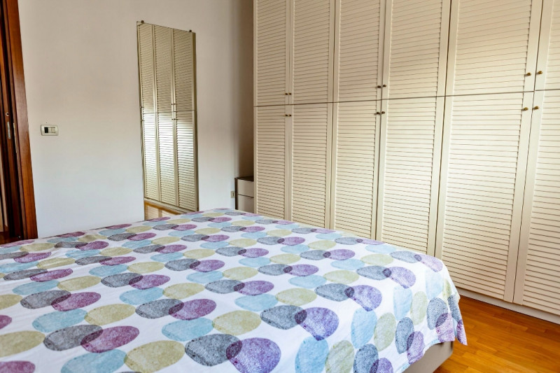 VICENZA - ZONA DI POLEGGE: AMPIO MINI AL PIANO PRIMO, COMPLETAMENTE ARREDATO E CON GARAGE - RIF. ...