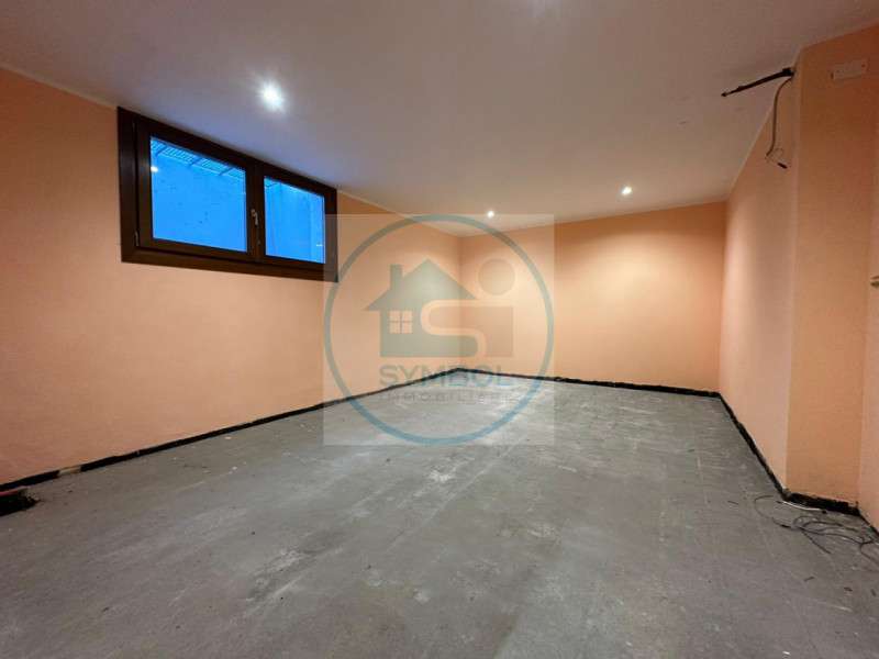 In una tranquilla zona residenziale di San Giorgio delle Pertiche, lontana dal traffico ma a poch...