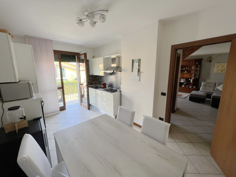 (Per INFO Cristina 3389226442) A soli 5 minuti di strada da Selvazzano Dentro, in una zona tranqu...