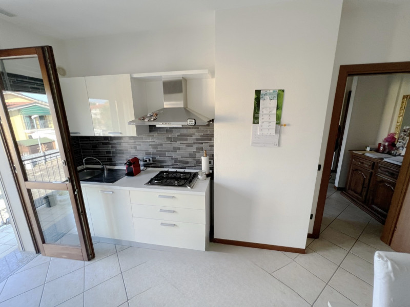 (Per INFO Cristina 3389226442) A soli 5 minuti di strada da Selvazzano Dentro, in una zona tranqu...