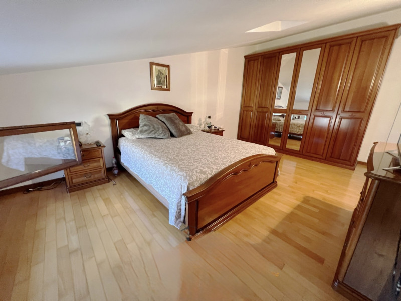 (Per INFO Cristina 3389226442) A soli 5 minuti di strada da Selvazzano Dentro, in una zona tranqu...