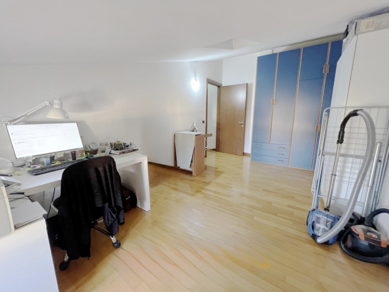 (Per INFO Cristina 3389226442) A soli 5 minuti di strada da Selvazzano Dentro, in una zona tranqu...