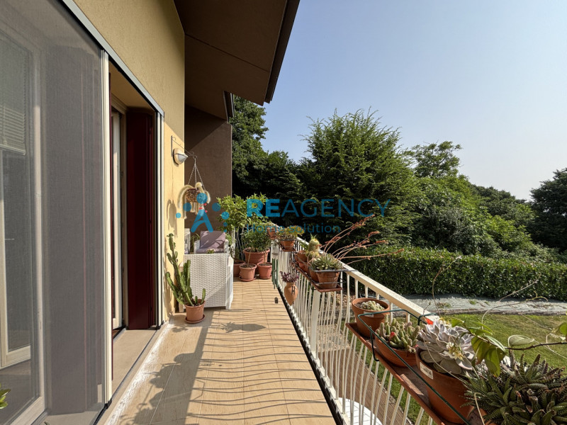 Se cerchi una casa comoda, luminosa e con vista panoramica, questa soluzione fa al caso tuo! Situ...