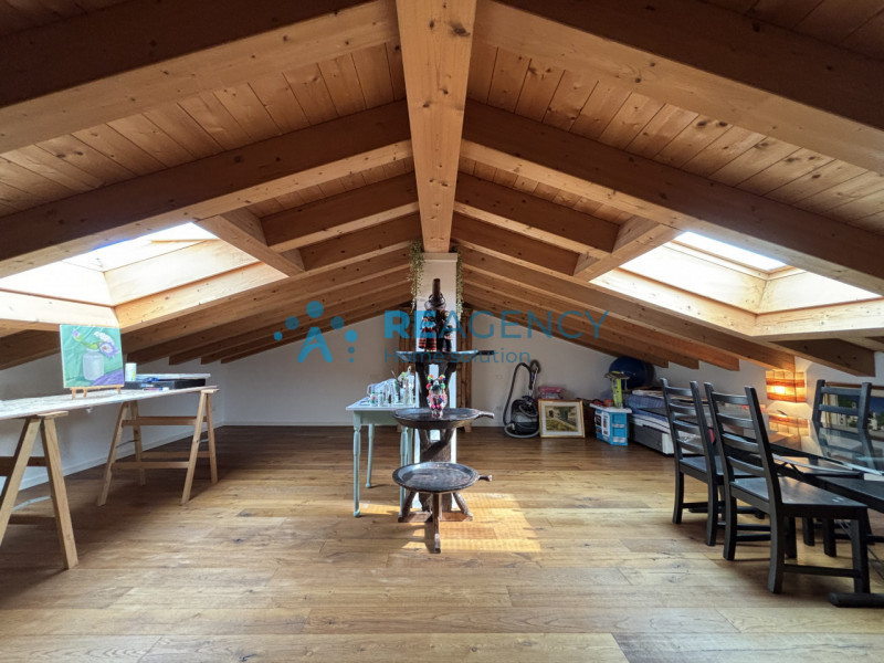 Se cerchi una casa comoda, luminosa e con vista panoramica, questa soluzione fa al caso tuo! Situ...