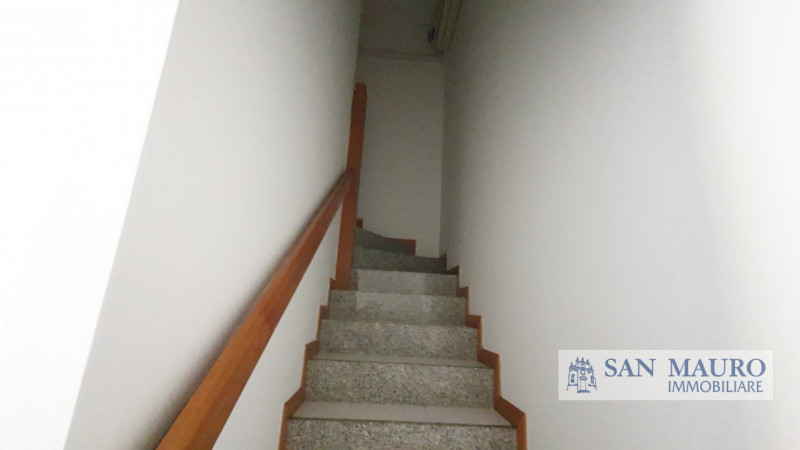 TORRI DI QUARTESOLO - MAROLA: In zona ben servita proponiamo una soluzione abitativa arredata svi...