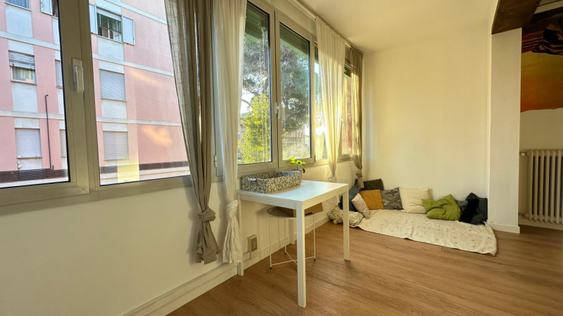 Alla Guizza, in via Pascoli, proponiamo in vendita un appartamento completamente ristrutturato e ...