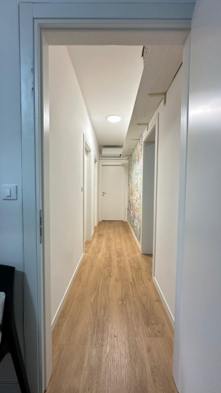 Alla Guizza, in via Pascoli, proponiamo in vendita un appartamento completamente ristrutturato e ...