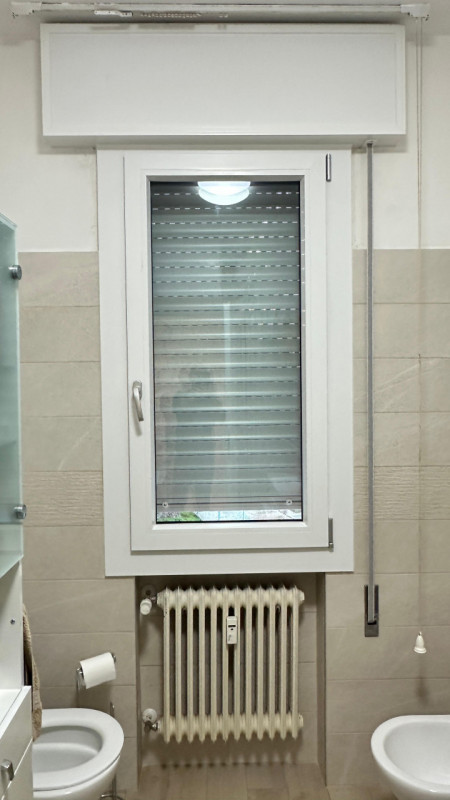 Alla Guizza, in via Pascoli, proponiamo in vendita un appartamento completamente ristrutturato e ...