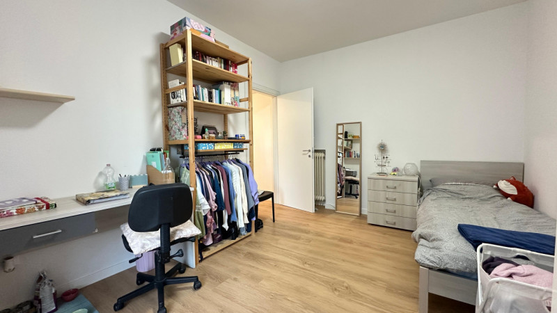 Alla Guizza, in via Pascoli, proponiamo in vendita un appartamento completamente ristrutturato e ...