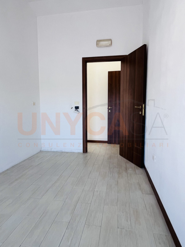 MESTRINO: fraz. Arlesega. Proponiamo in vendita un ampio e luminoso appartamento tricamere.
L'imm...