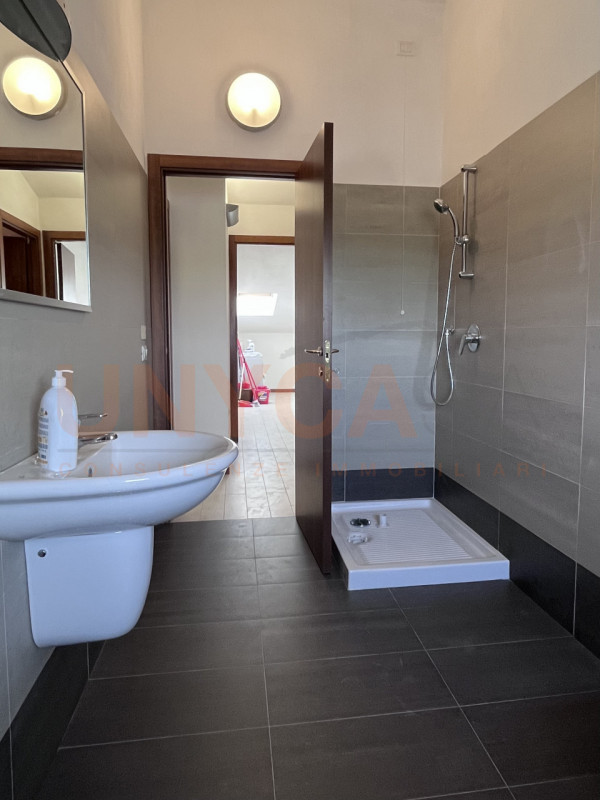 MESTRINO: fraz. Arlesega. Proponiamo in vendita un ampio e luminoso appartamento tricamere.
L'imm...