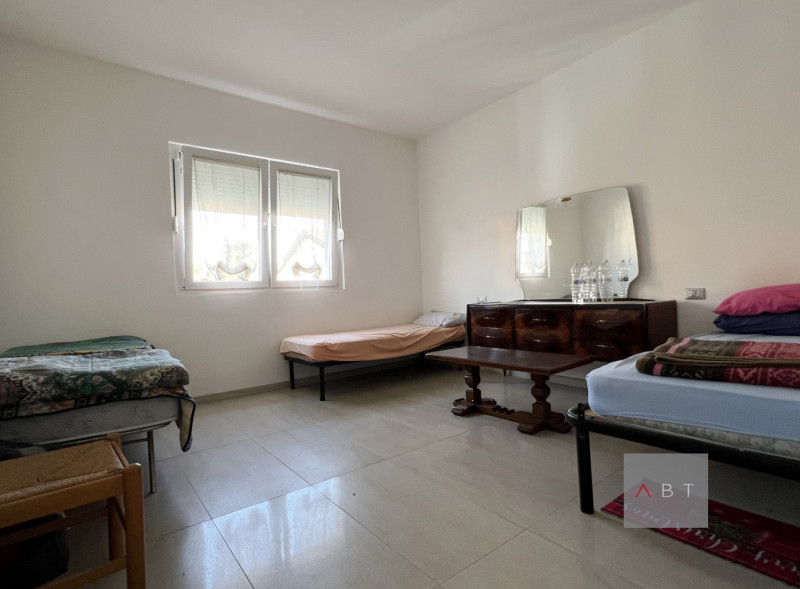 Situata in centro paese, casa singola ristrutturata nel 2024 e composta di: ingresso, cucina, sal...