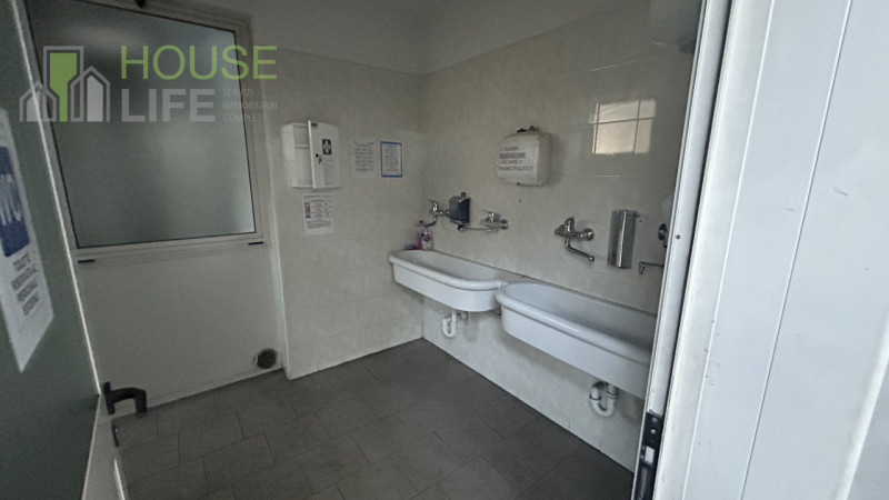 ZONA SCHIO: Z.I. CAPANNONE INDUSTRIALE  di mq 1900 circa H 7,00 sotto trave, area produttiva mq 1...