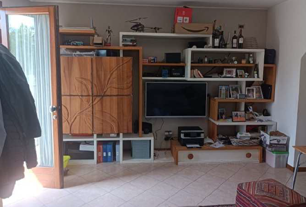 Rif. A.A.62-24

Vendita all'asta - abitazione di testa su 2 piani con giardino in data 19 dicembr...