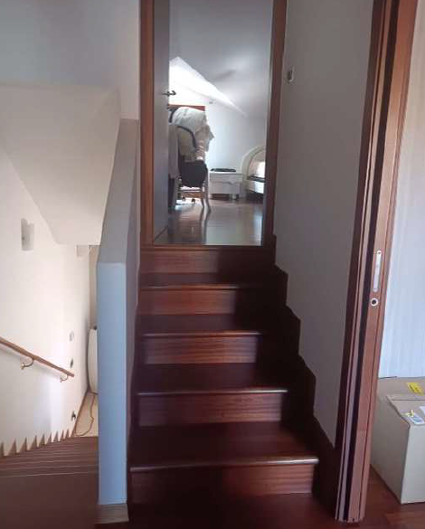 Rif. A.A.62-24

Vendita all'asta - abitazione di testa su 2 piani con giardino in data 19 dicembr...