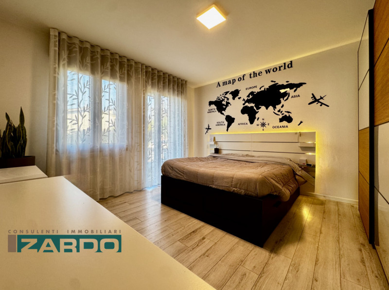 Rif. A-305 (per info 350 5383983 | Giacomo)

Proponiamo in vendita APPARTAMENTO al piano terra di...