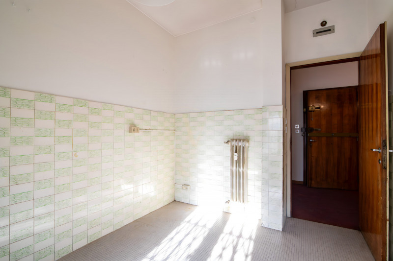 Scopri un'opportunità unica nel cuore di Città Giardino, una delle zone più ambite di Padova. Pro...