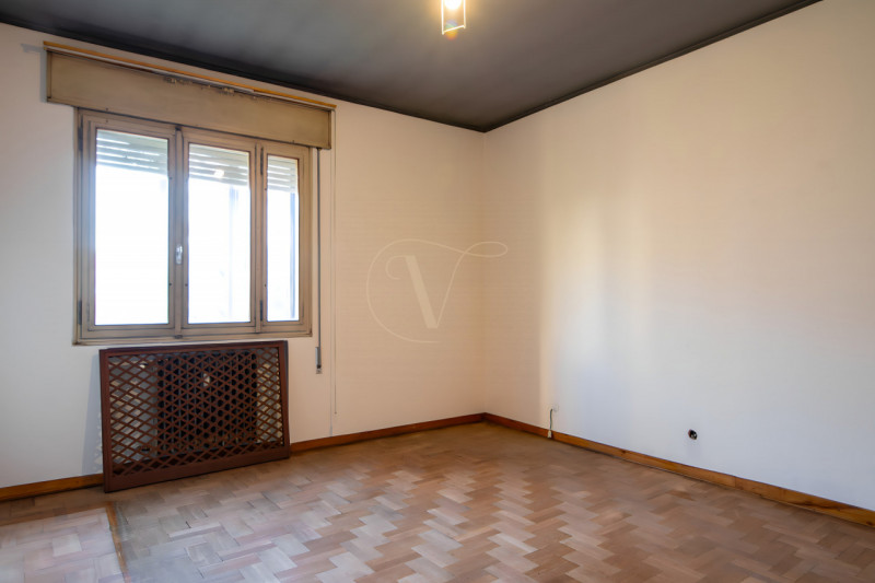 Scopri un'opportunità unica nel cuore di Città Giardino, una delle zone più ambite di Padova. Pro...