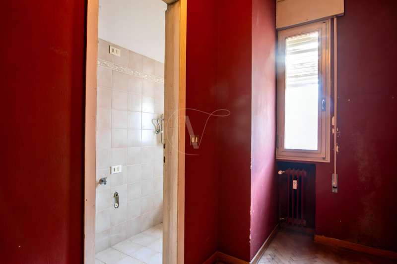 Scopri un'opportunità unica nel cuore di Città Giardino, una delle zone più ambite di Padova. Pro...