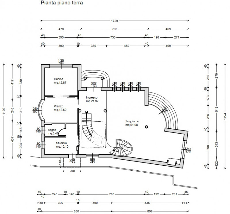 L'Agenzia immobiliare Idhea ha il piacere di proporvi questa splendida villa singola sita nel cuo...