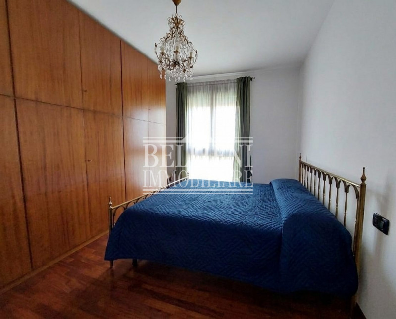 CORSO PADOVA: In un elegante stabile recentemente ristrutturato con Superbonus 110%, dotato di ca...