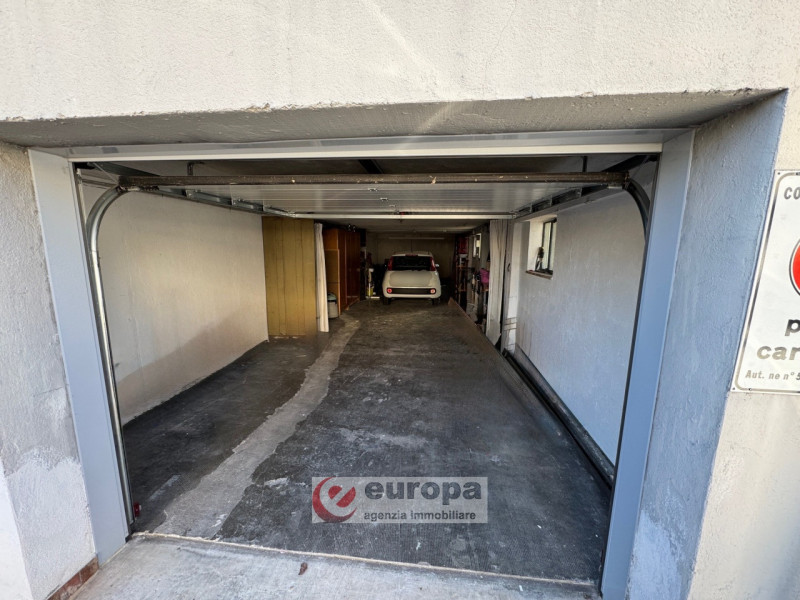 Zona Mercato Nuovo (Vicenza Ovest): spazioso appartamento bicamere al quarto piano (ultimo) servi...