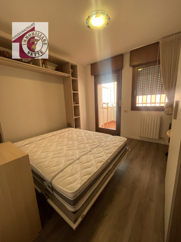 Vendesi MONTA' CENTRO zona PARCO MONTA' appartamento sviluppato al piano terzo su palazzina resid...