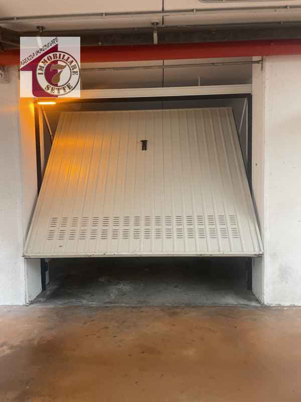 Vendesi MONTA' CENTRO zona PARCO MONTA' appartamento sviluppato al piano terzo su palazzina resid...