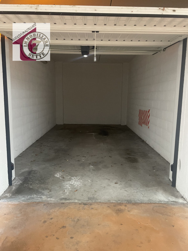 Vendesi MONTA' CENTRO zona PARCO MONTA' appartamento sviluppato al piano terzo su palazzina resid...