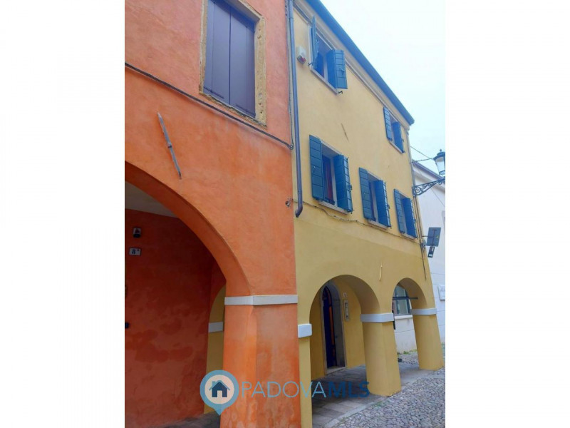 Palazzetto indipendente nel cuore del Centro Storico di Padova – Eleganza, privacy e charme senza...