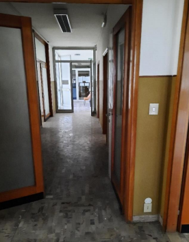 Rif. A.A.5-25

Vendita all'asta - ufficio al 2° piano in data 18 dicembre 2025

Descrizione: trat...