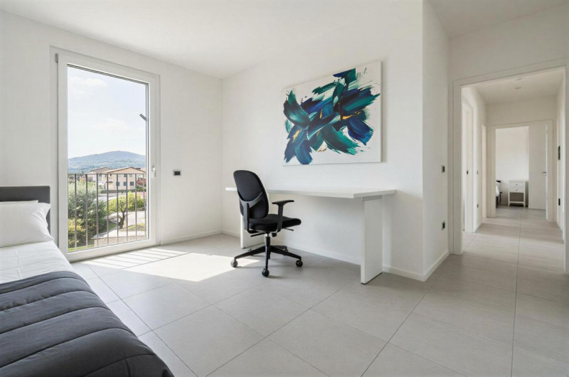 Se cerchi un appartamento moderno, ampio e in posizione strategica — comodo ai servizi, a due pas...