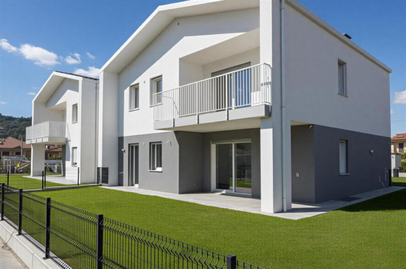 Immagina di rientrare a casa e sentire subito silenzio, luce e spazio intorno a te. Qui tutto è s...