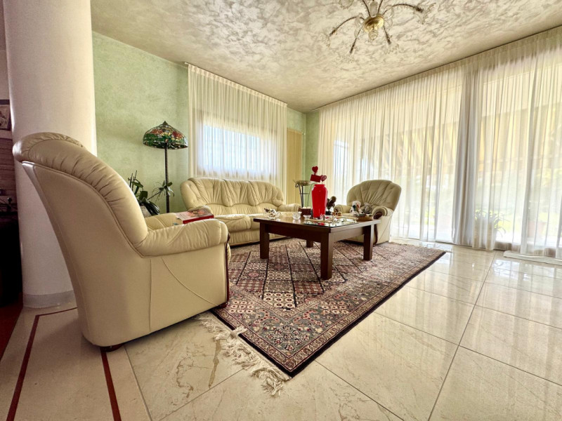 (Per INFO Monica 3482688677) A Strà, nel cuore della Riviera del Brenta e a pochi passi dalla cel...