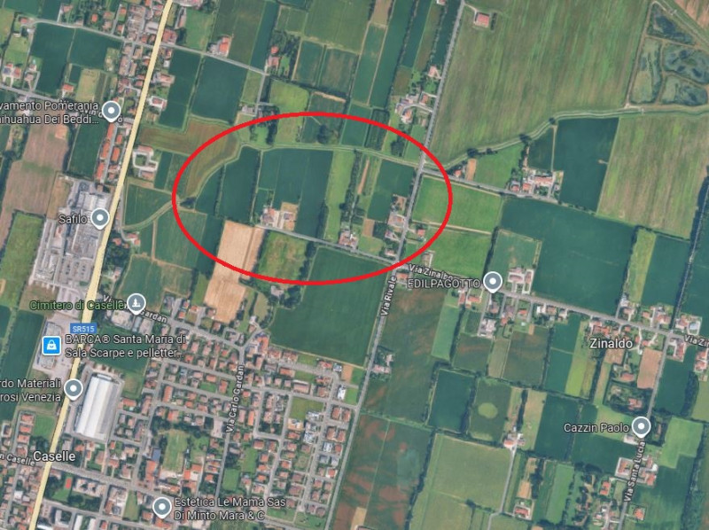 Caselle: scopri un'opportunità unica nel cuore della campagna veneta! Situato nel comune di Santa...