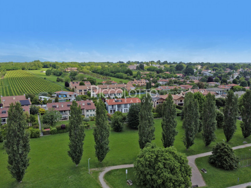 Rif. V5408 - Appartamento in vendita a Rive di Posmon, ricercata località immersa nel verde a poc...