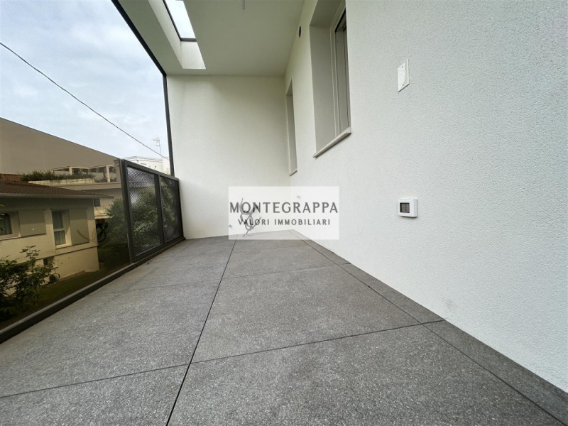 Ns. Rif. (A-2267) 
Scopri la tua nuova casa ideale!
Questo straordinario appartamento situato nel...