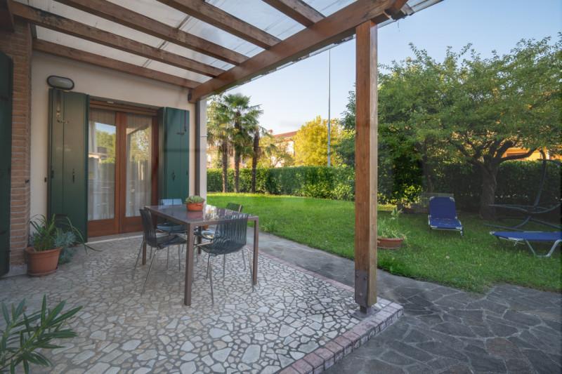 Selvazzano Dentro - San Domenico: In uno splendido contesto centrale e residenziale, ottimamente ...