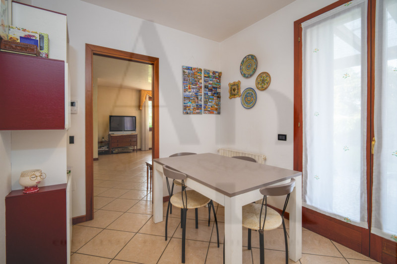 Selvazzano Dentro - San Domenico: In uno splendido contesto centrale e residenziale, ottimamente ...